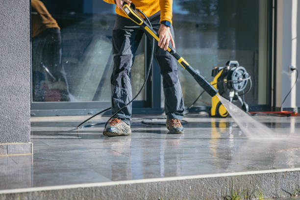 Why Choose Our Certified Pressure Washing Experts for Your Project Needs in Neligh, NE?